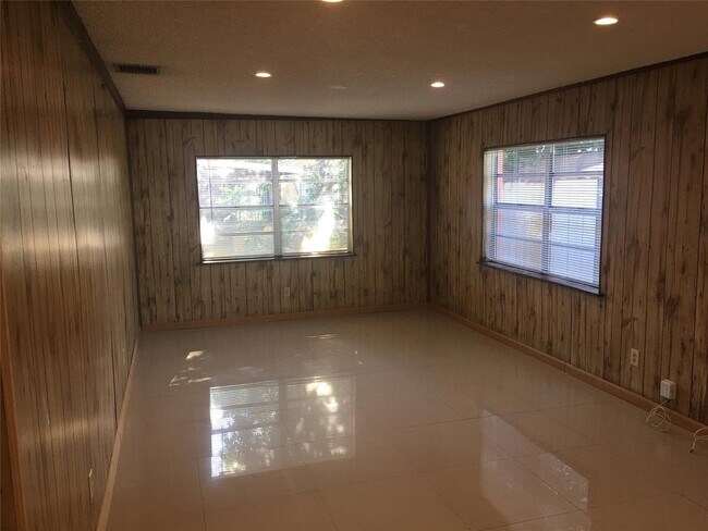Building Photo - 720 N 66th Ter HOLLYWOOD, FL 33024
