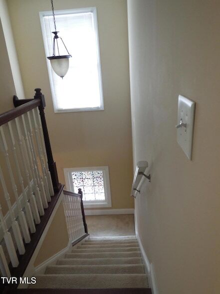 Building Photo - 341 Coldwater Dr