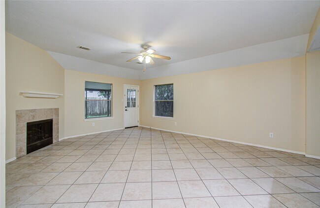 Building Photo - 16835 Carbridge Dr