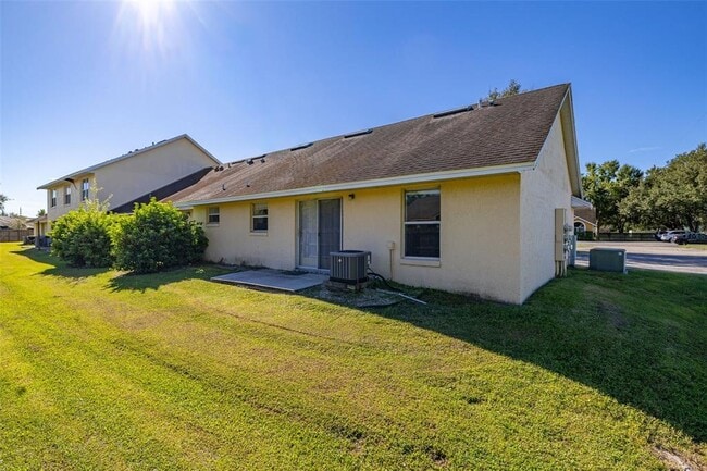 Building Photo - 3141 Enclave Ct