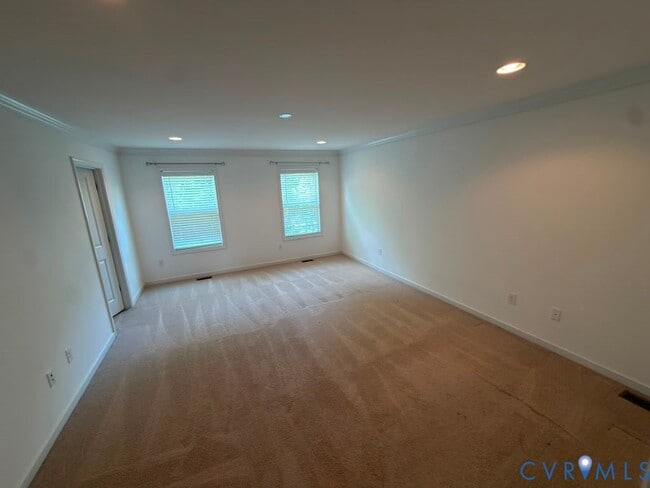 Building Photo - 11403 Hayloft Ln