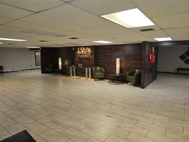 Building Photo - 15888 SW 95th Ave