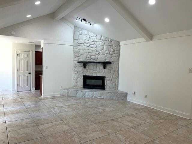 Building Photo - 208 Lake Village Blvd