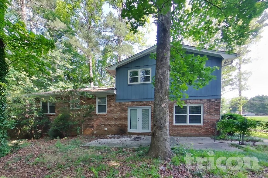 Building Photo - 3319 Old Salem Rd SE