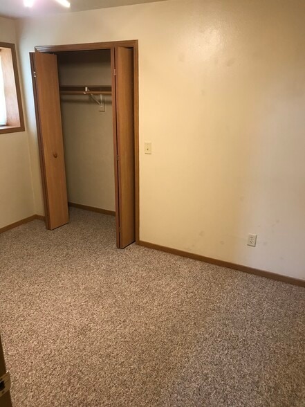 Bedroom #2 - 624 8th Ave SE