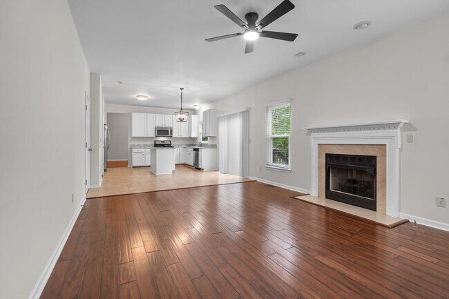 Building Photo - 3258 Nolen Ln