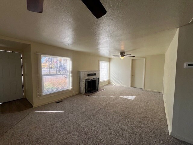 Building Photo - 2 Bed 1 Bath in Boise!