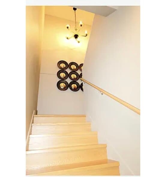 Building Photo - 1900 S River Dr