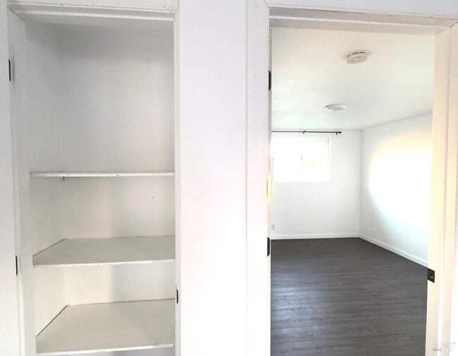 Building Photo - 16060 39th Ave