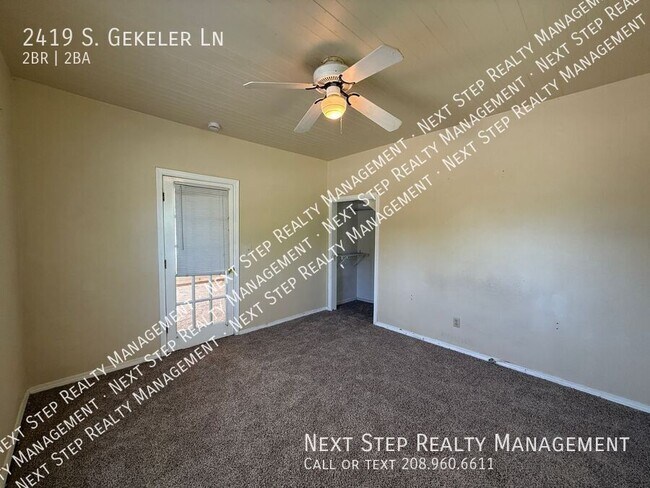 Building Photo - 2419 S Gekeler Ln