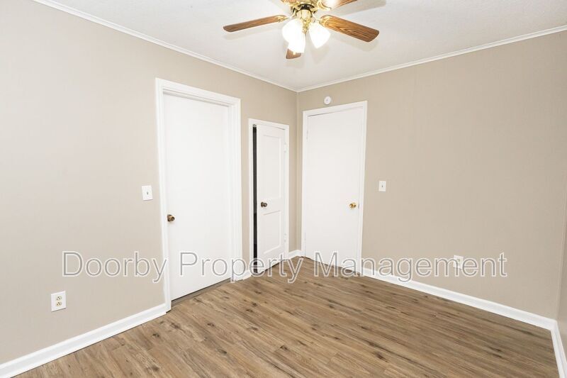 Building Photo - 619 Shannon Ave