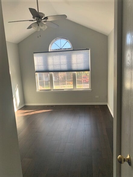 Building Photo - 204 N Cathy Ln