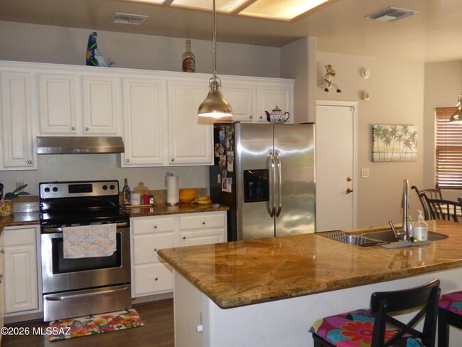 Building Photo - 9853 N Sumter Creek Pl