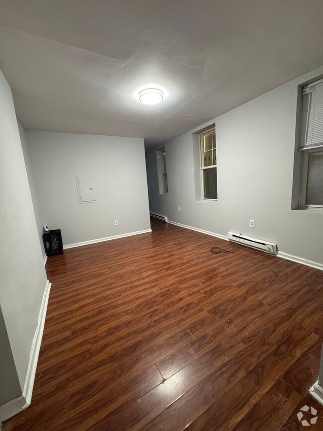 Building Photo - 2121 N 22nd St