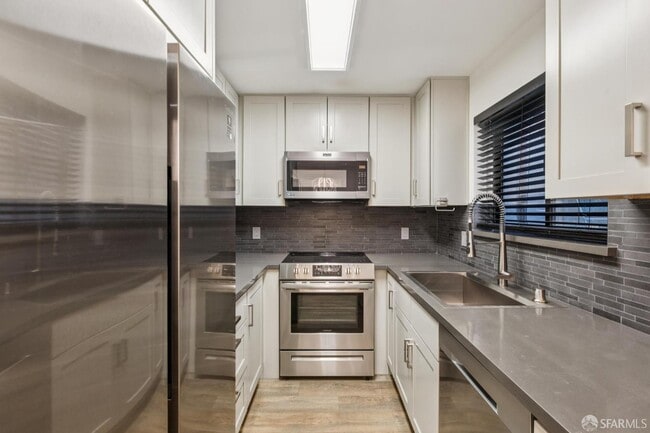 Building Photo - 1831 Grant Ave