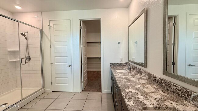 Building Photo - 1151 E Armstrong Wy