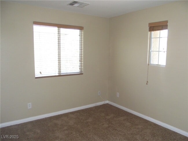 Building Photo - 9037 W Victor Creek Ave