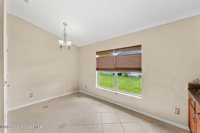 Building Photo - 4741 Decatur Cir