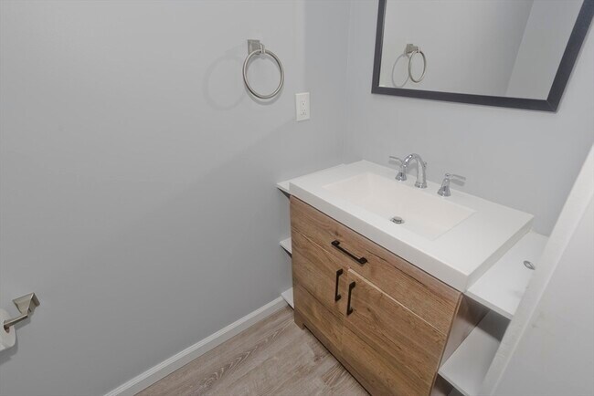 Building Photo - 27 Charbonneau Terrace