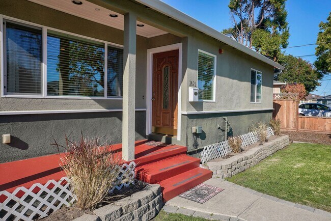Building Photo - 3BR/1BA North Shoreview Home with Yard & Redwood Deck | Pet Friendly | Near Caltrain | YouTube Tour