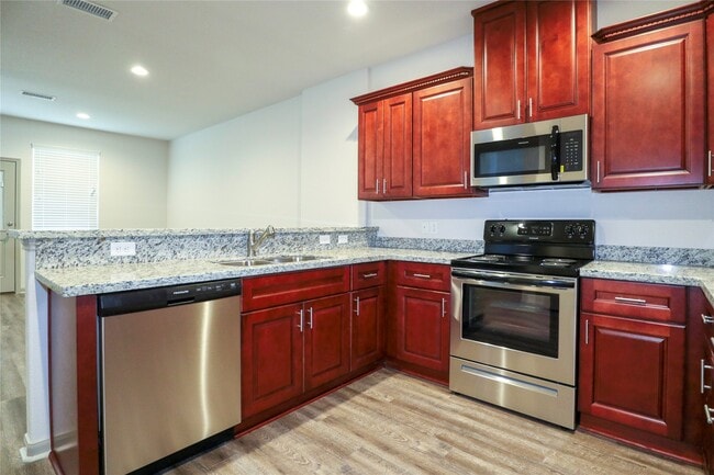 Building Photo - 2702 Appian Wy