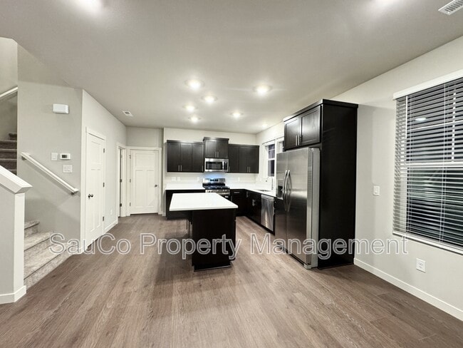 Building Photo - 7181 SE Benedict St