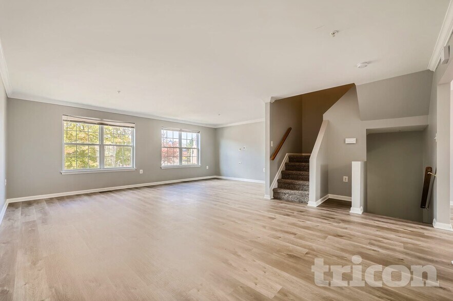 Building Photo - 4633 Sherwood Mills Rd