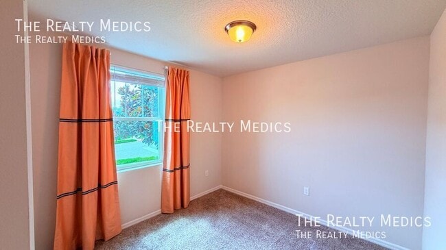 Building Photo - 702 Alta Vista Ct
