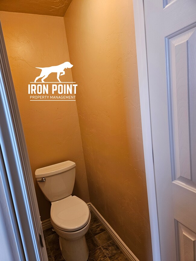 Building Photo - 3bed/2bath in sought after Nampa neighborhood w/3 car garage and large bonus room.