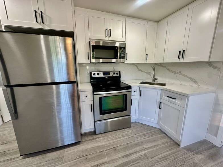 Building Photo - 1360 NW 132nd St