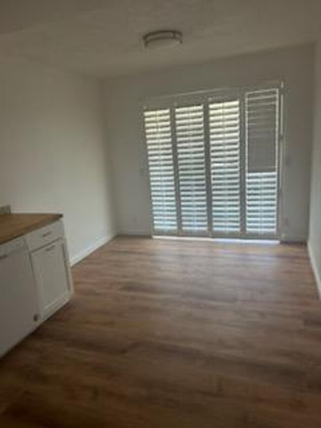 Building Photo - **751 Higgins Rd #28 Barstow** 3 bedroom 2...