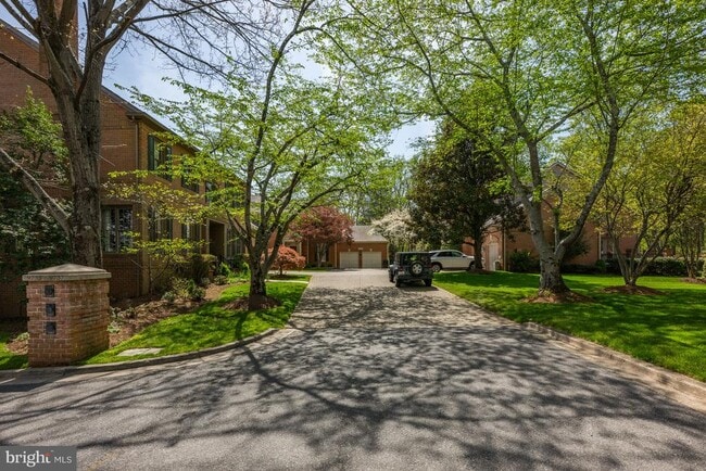 Building Photo - 9735 Beman Woods Way