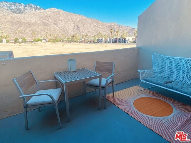 Building Photo - 1655 E Palm Canyon Dr