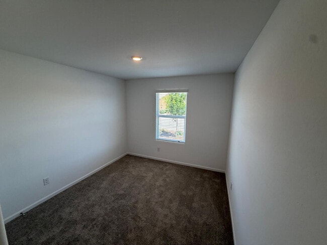 Building Photo - 1473 Jaycie Dr