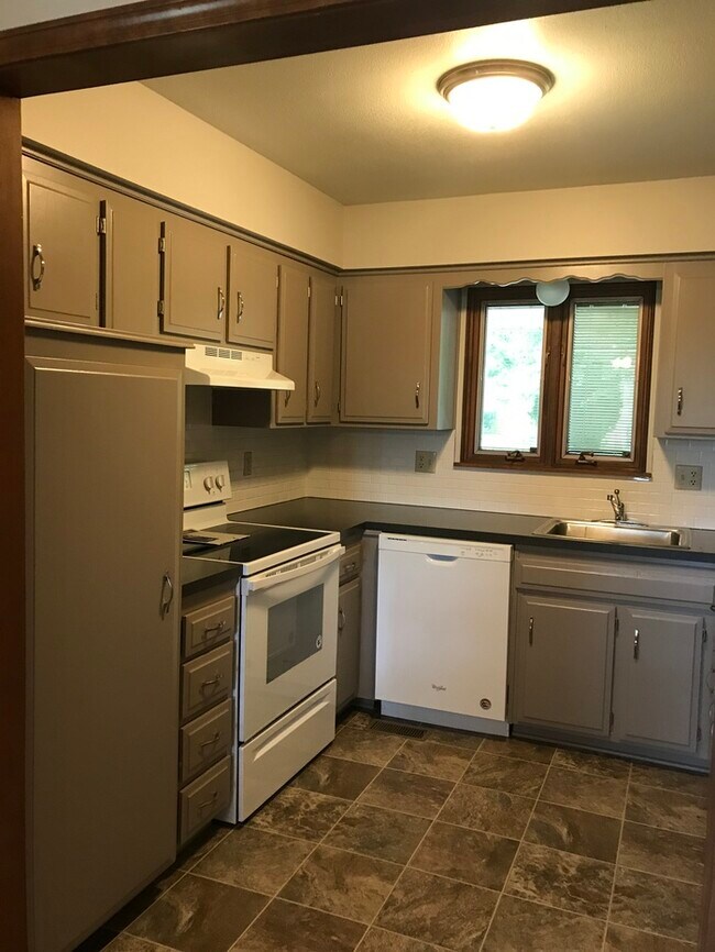 Building Photo - Beautiful Home in Platte City!