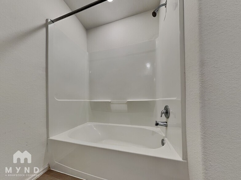Building Photo - 26815 Wilderye Cv Ln