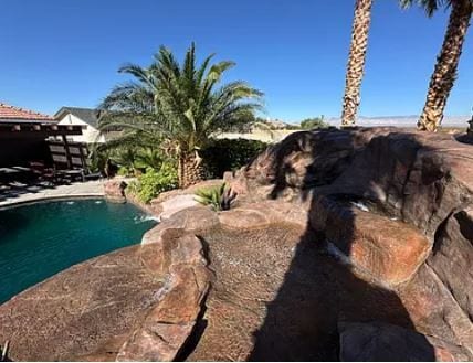 Building Photo - 9653 Denhart Ave