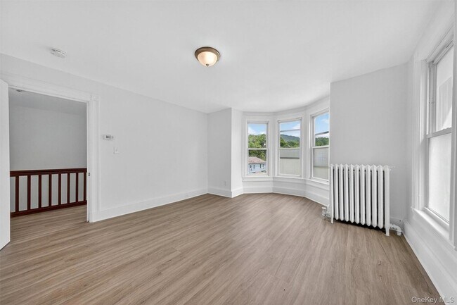 Building Photo - 34 Market St