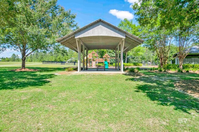 Building Photo - 32491 Water View Dr E