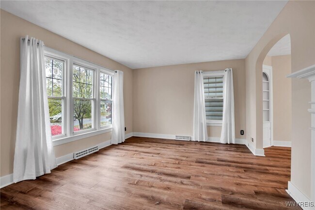 Building Photo - 21 Waverly Ave