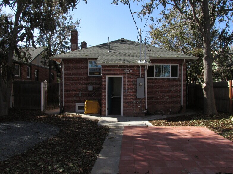 Building Photo - 3532 Garfield St