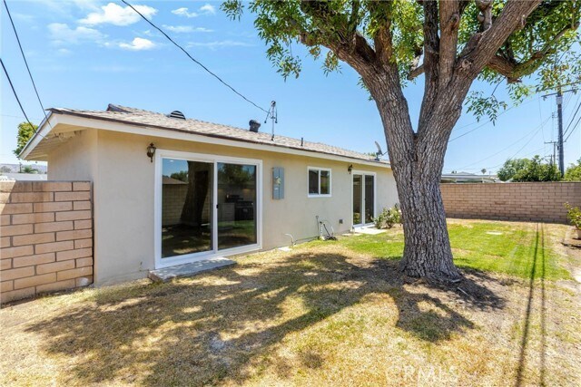 Building Photo - 18814 Elizondo St