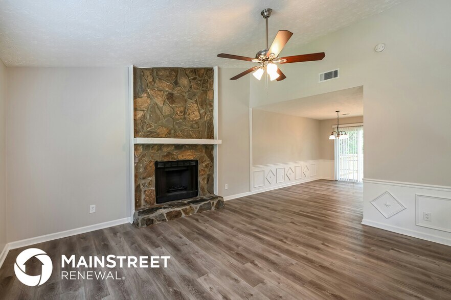 Building Photo - 2807 Cherokee Cove SW