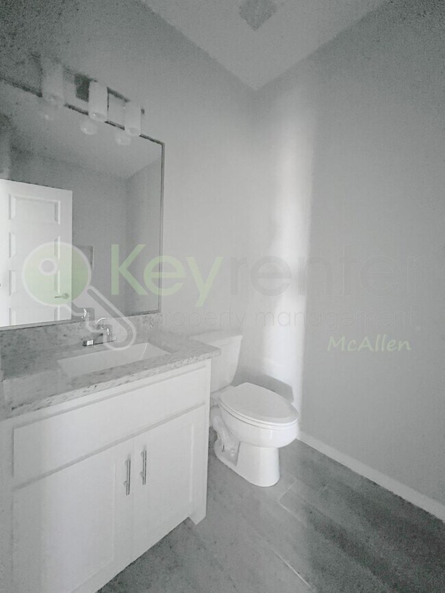 Building Photo - 1812 Redbud Ln