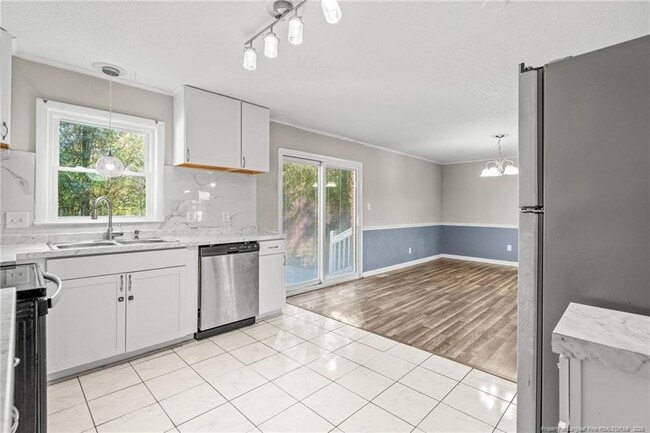 Building Photo - 6145 Santa Fe Dr