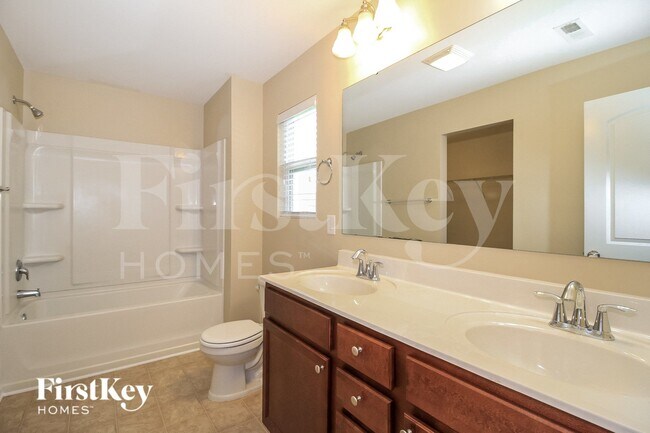 Building Photo - 383 Inlet Pl Dr