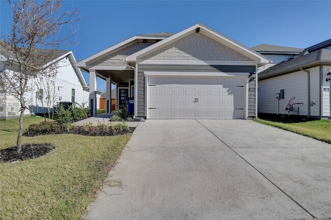 Primary Photo - 4104 Zoe Ln