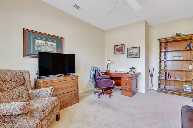 Building Photo - 5 Lacebark Ln