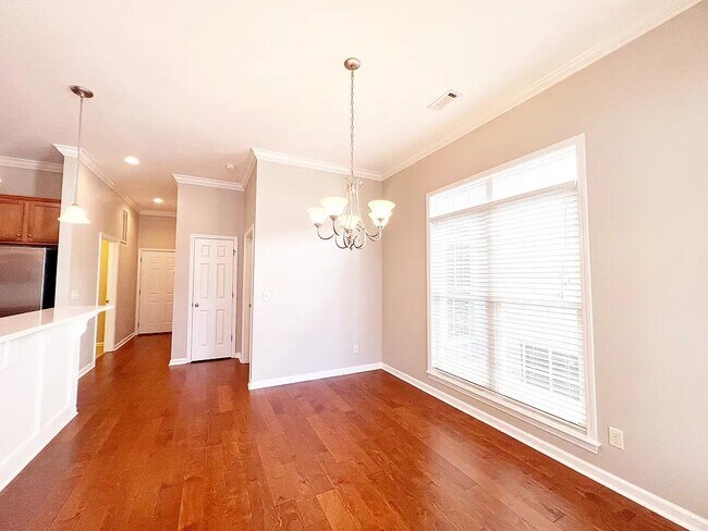 Building Photo - 107 Olde Towne Dr