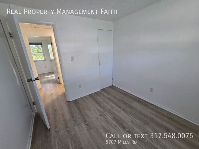 Building Photo - 5707 W Mills Rd